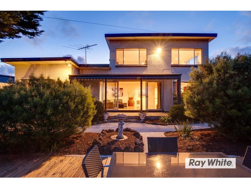 62 Grandview Avenue, Rye VIC 3941