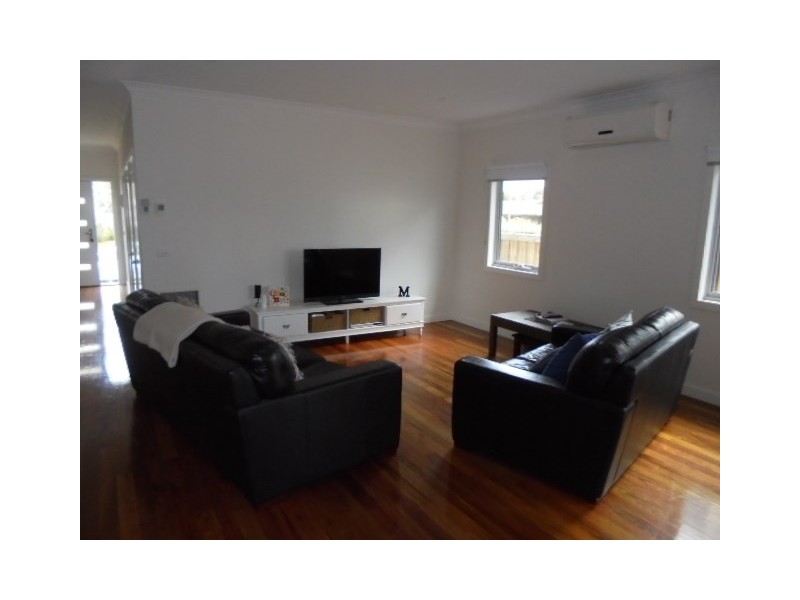 1/7 Highfield Road, Mccrae VIC 3938