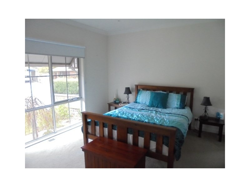 1/7 Highfield Road, Mccrae VIC 3938