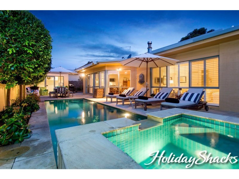 1 Lawrence Grove, Portsea VIC 3944