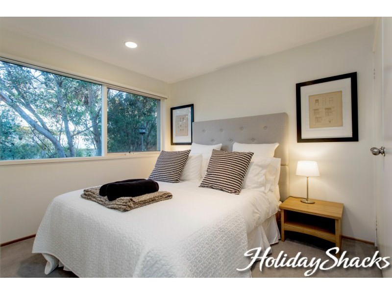 1 Lawrence Grove, Portsea VIC 3944