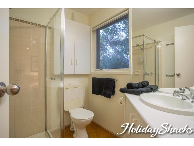 1 Lawrence Grove, Portsea VIC 3944