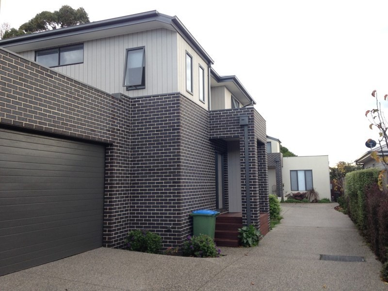 2/5 Highfield Road, Mccrae VIC 3938