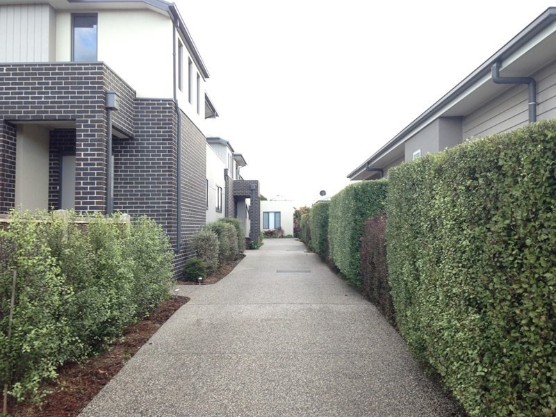 2/5 Highfield Road, Mccrae VIC 3938