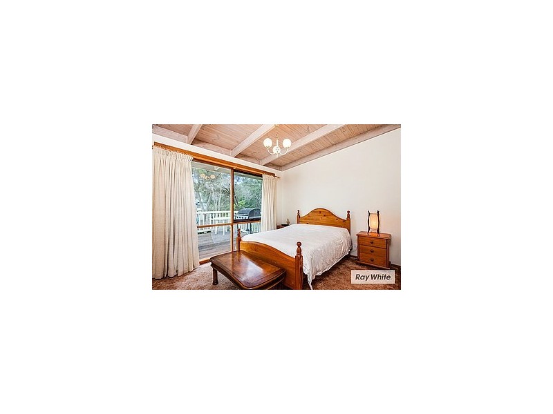 33 Iolanda Street, Rye VIC 3941