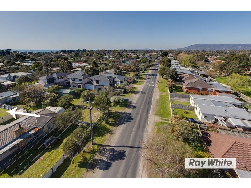 32A Broadway, Rosebud West VIC 3940