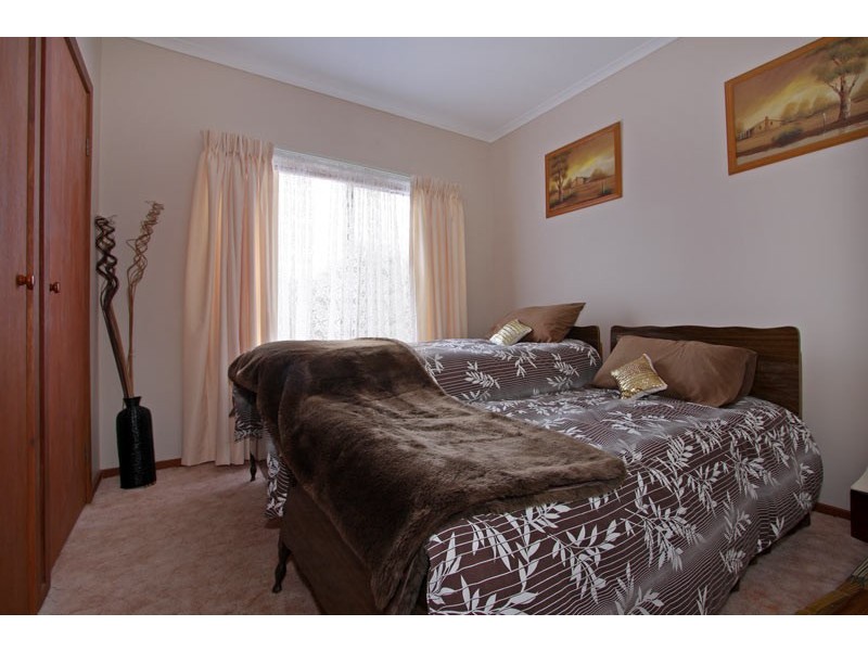 64 Milton Road, Rye VIC 3941