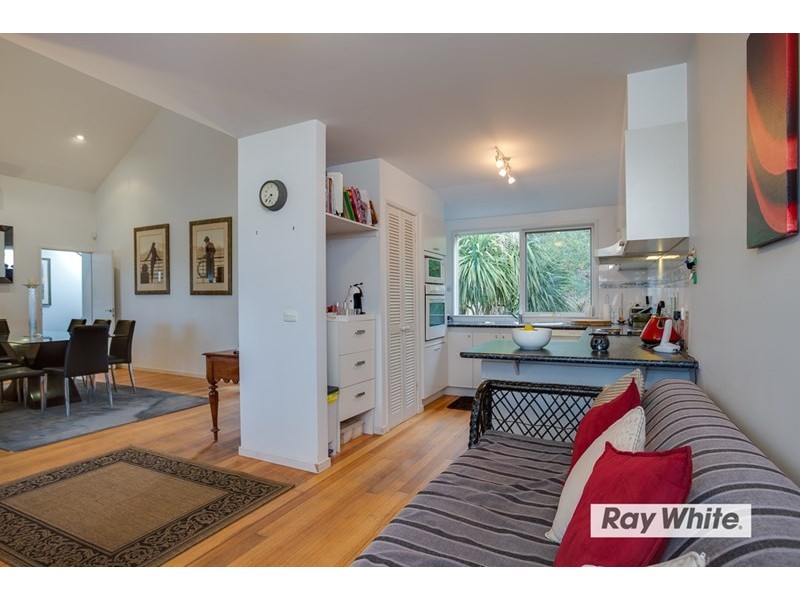 13 Burdoo Street, Rye VIC 3941