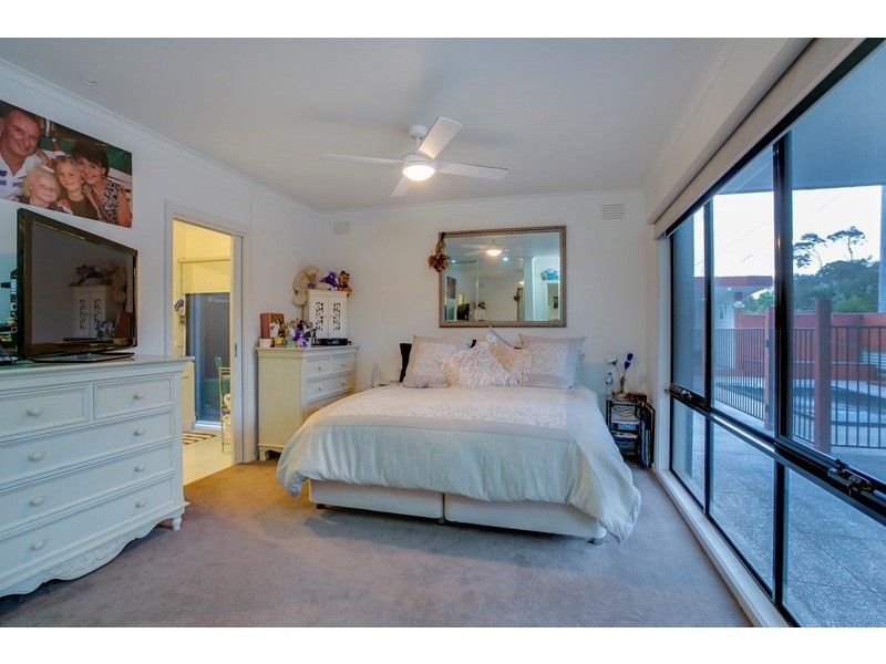 2 Maxwell Street, Blairgowrie VIC 3942