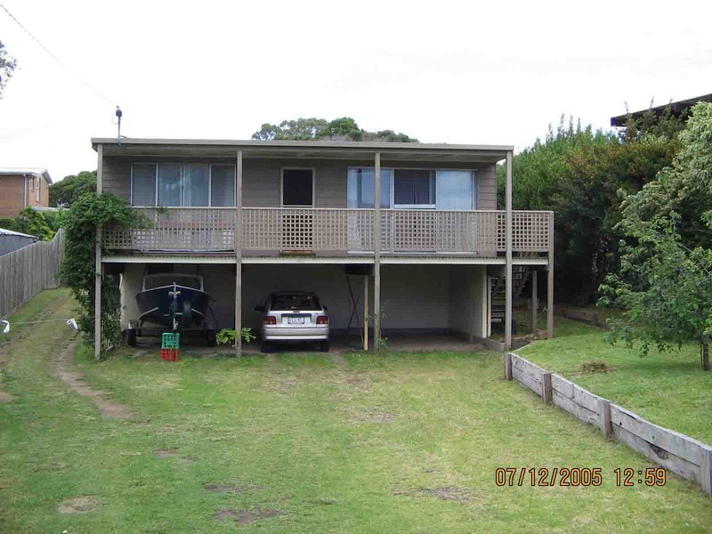 8 Happy Valley Avenue, Blairgowrie VIC 3942