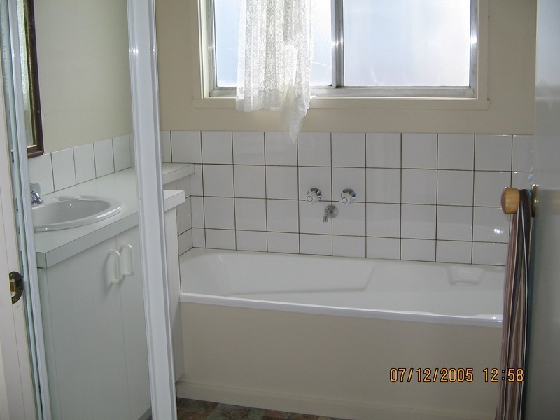 8 Happy Valley Avenue, Blairgowrie VIC 3942