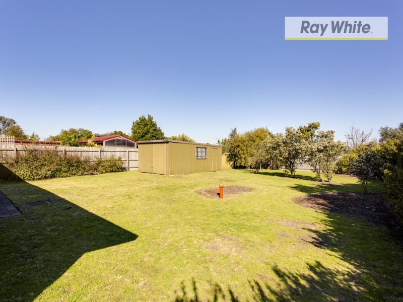 13 Waratah Street, Rye VIC 3941