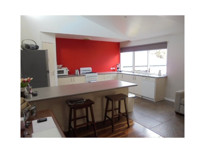 18 Peter Street, Rye VIC 3941