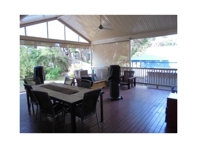 18 Peter Street, Rye VIC 3941