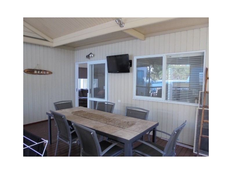 18 Peter Street, Rye VIC 3941