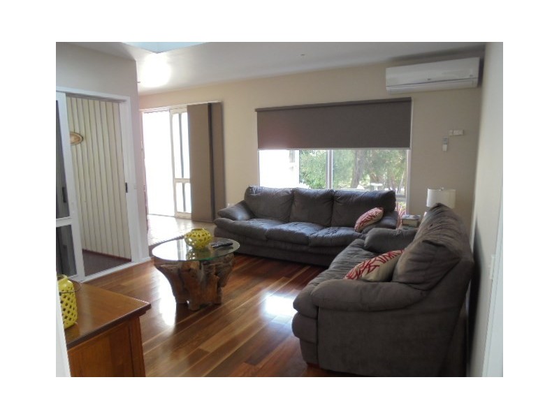 18 Peter Street, Rye VIC 3941