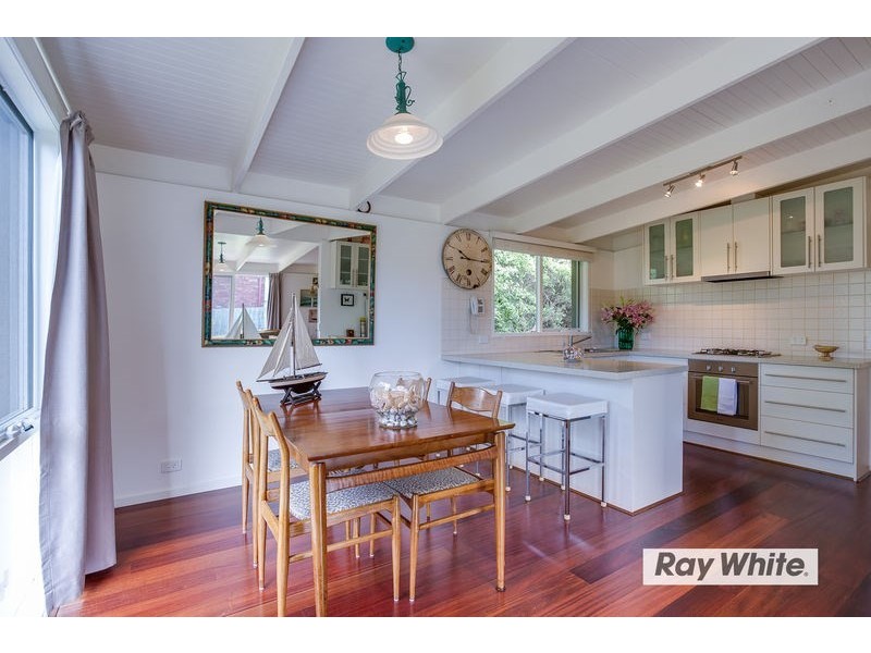 386 Sandy Road, St Andrews Beach VIC 3941