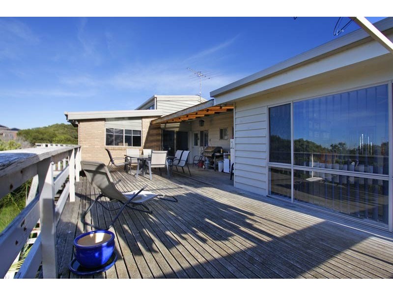 2 Higgins Court, Rye VIC 3941