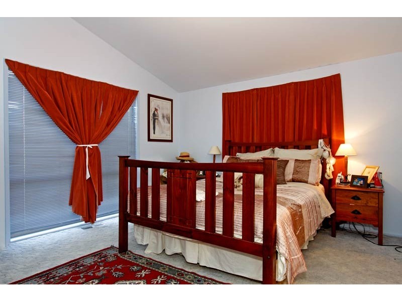 2 Higgins Court, Rye VIC 3941