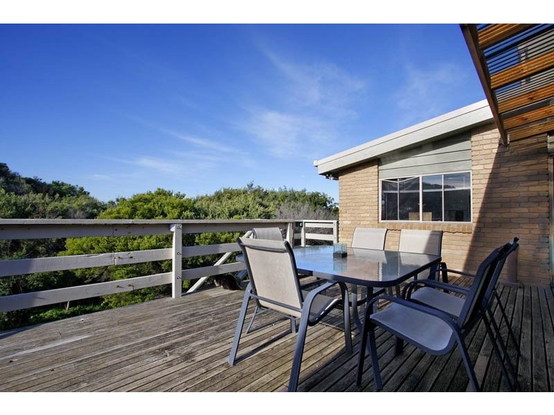 2 Higgins Court, Rye VIC 3941