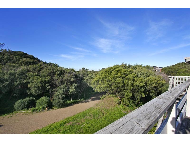 2 Higgins Court, Rye VIC 3941