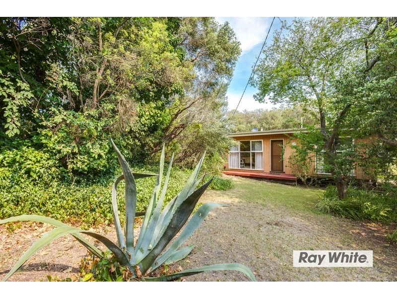 11 Mannana Street, Rye VIC 3941