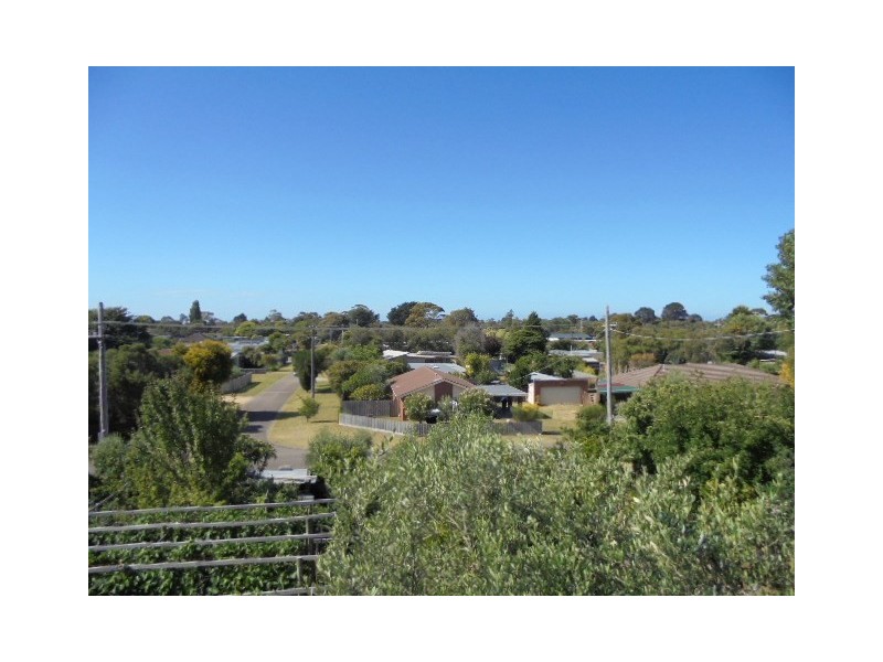 79 Guest Street, Tootgarook VIC 3941