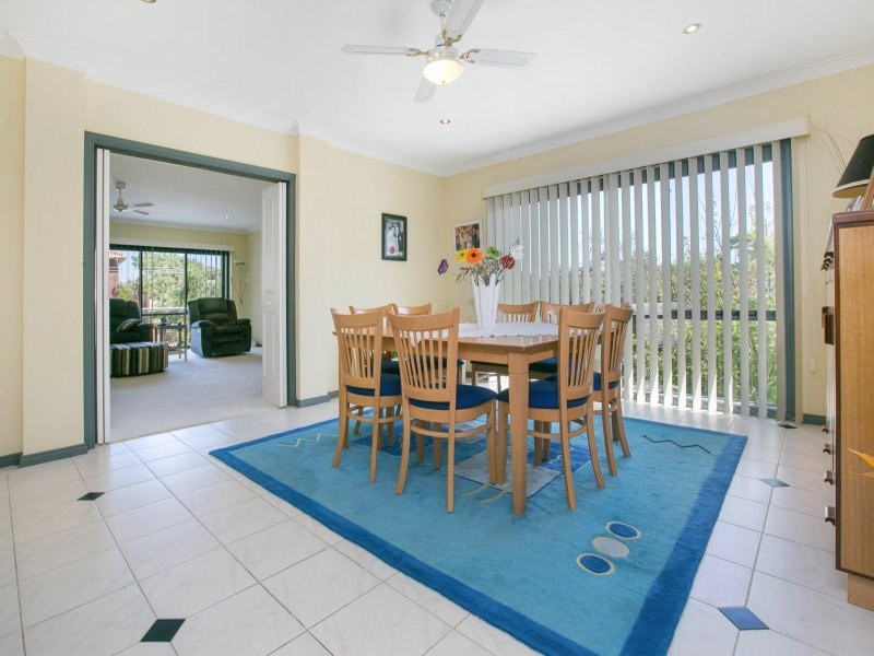 8 Yoorala Road, Rye VIC 3941