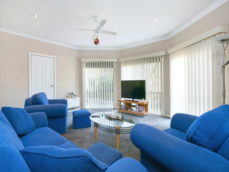 8 Yoorala Road, Rye VIC 3941