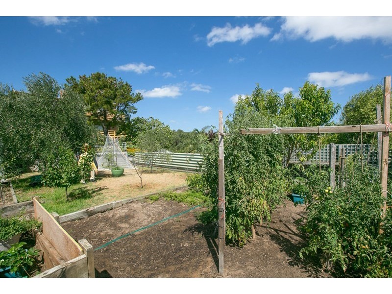 8 Yoorala Road, Rye VIC 3941