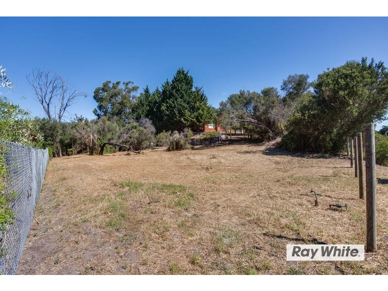 15 Monomeith Street, Rye VIC 3941