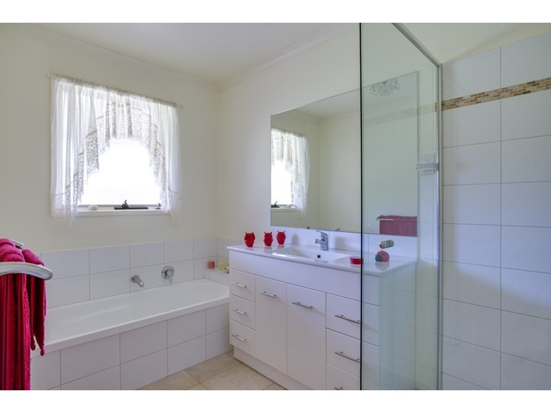 6 Alexandra Crescent, Rye VIC 3941