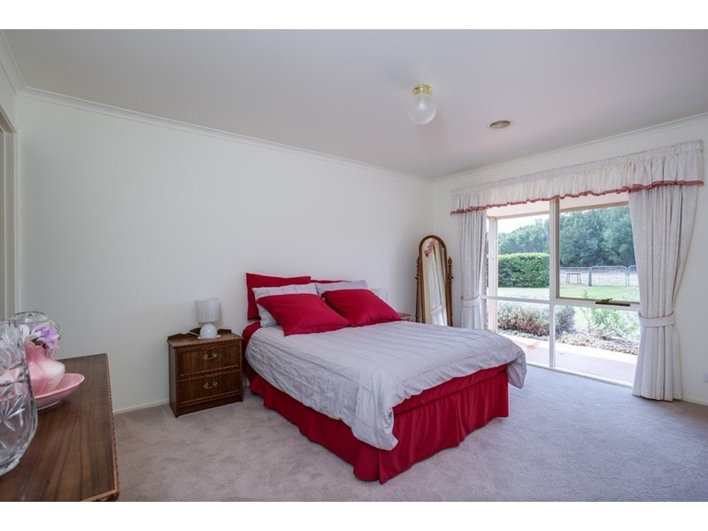 6 Alexandra Crescent, Rye VIC 3941