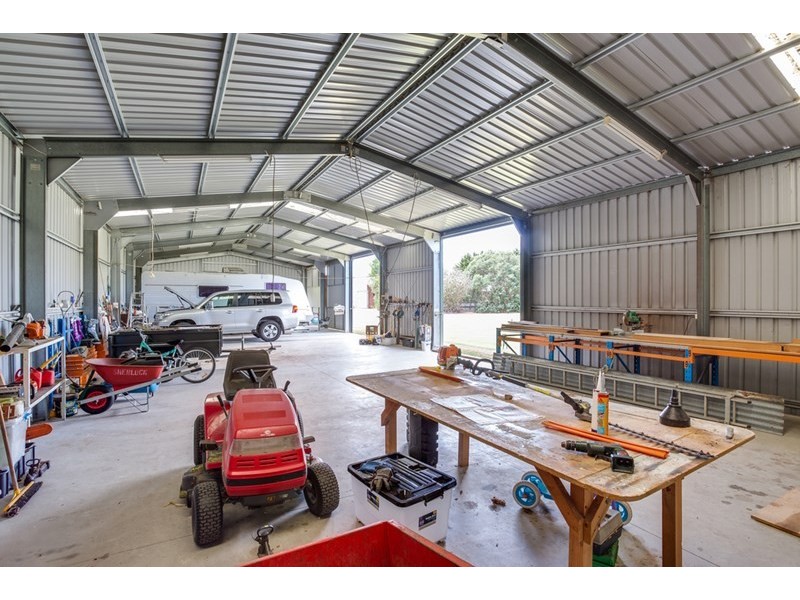 6 Alexandra Crescent, Rye VIC 3941