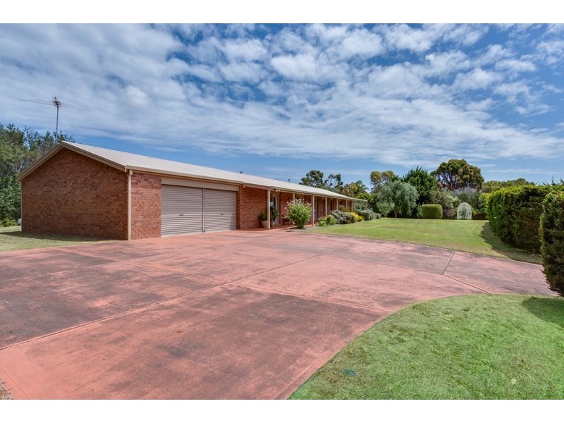6 Alexandra Crescent, Rye VIC 3941