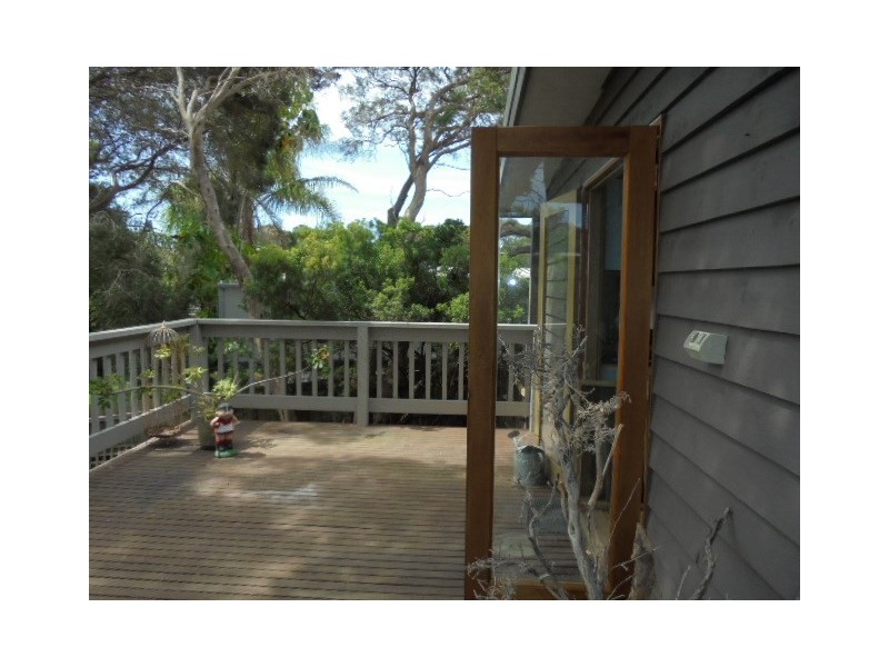 18 Milton Road, Rye VIC 3941