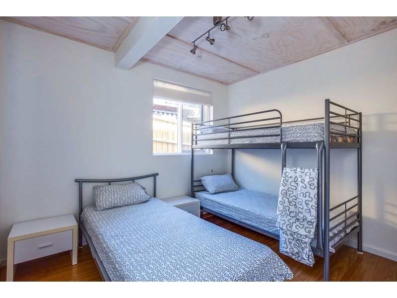 15 Roslyn Avenue, Rye VIC 3941