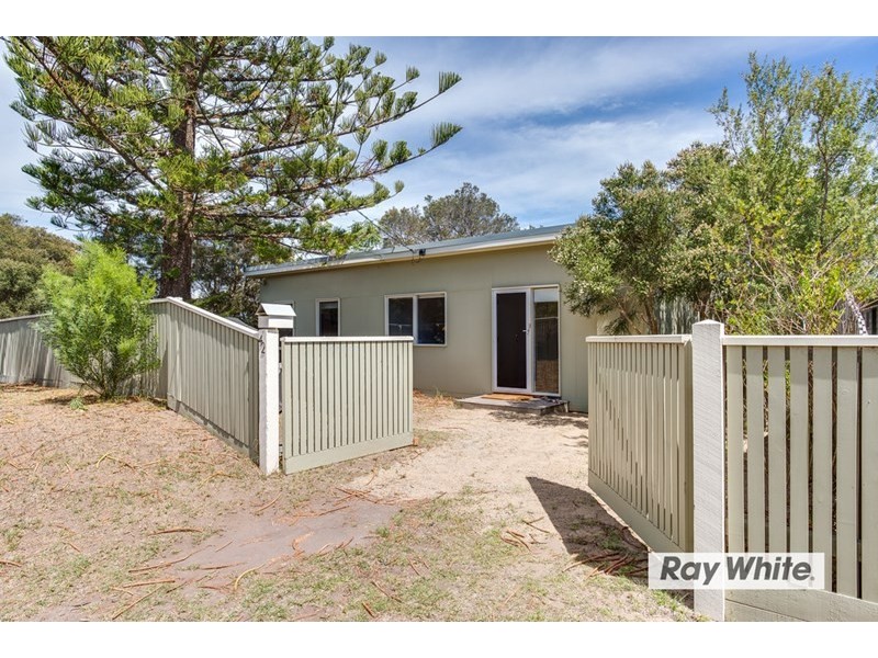 42 Preston Street, Rye VIC 3941