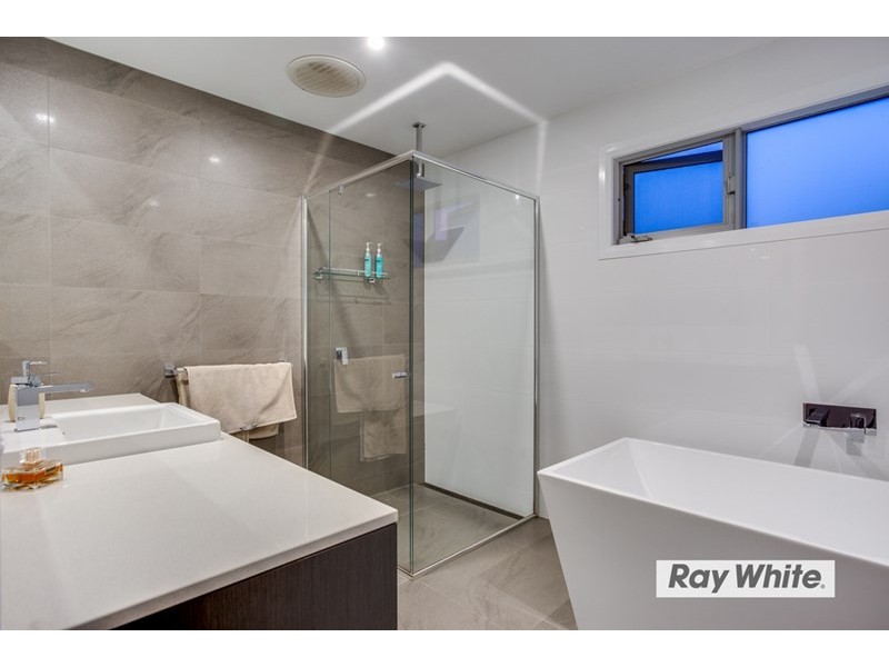 77 Dunham Street, Rye VIC 3941