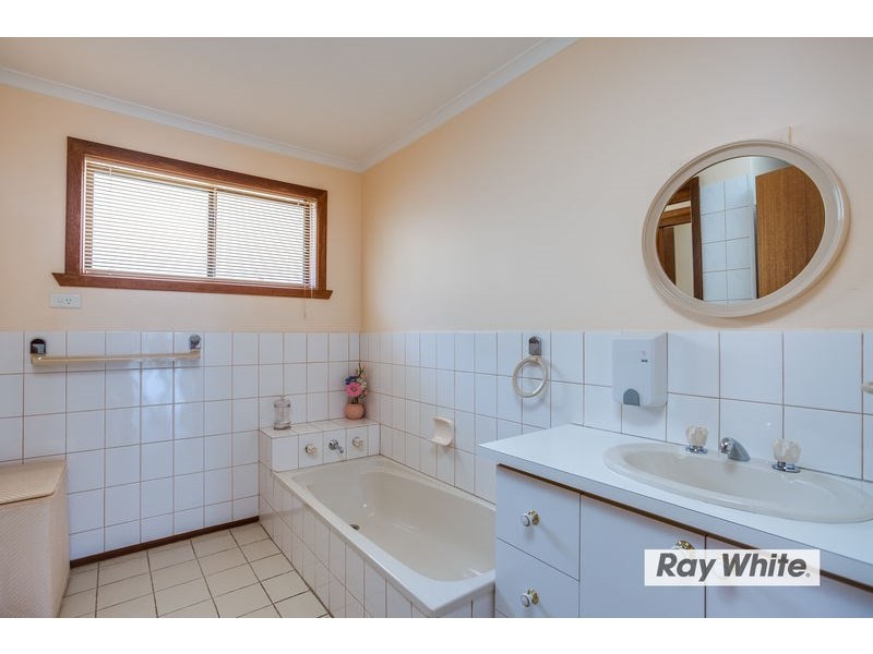 27 Wollert Street, Rye VIC 3941