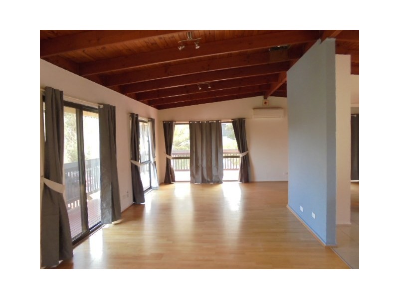 27 Wondaree Street, Rye VIC 3941