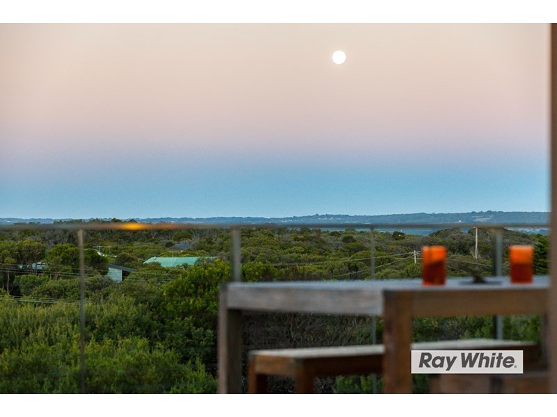 13-15 Constantine Avenue, St Andrews Beach VIC 3941