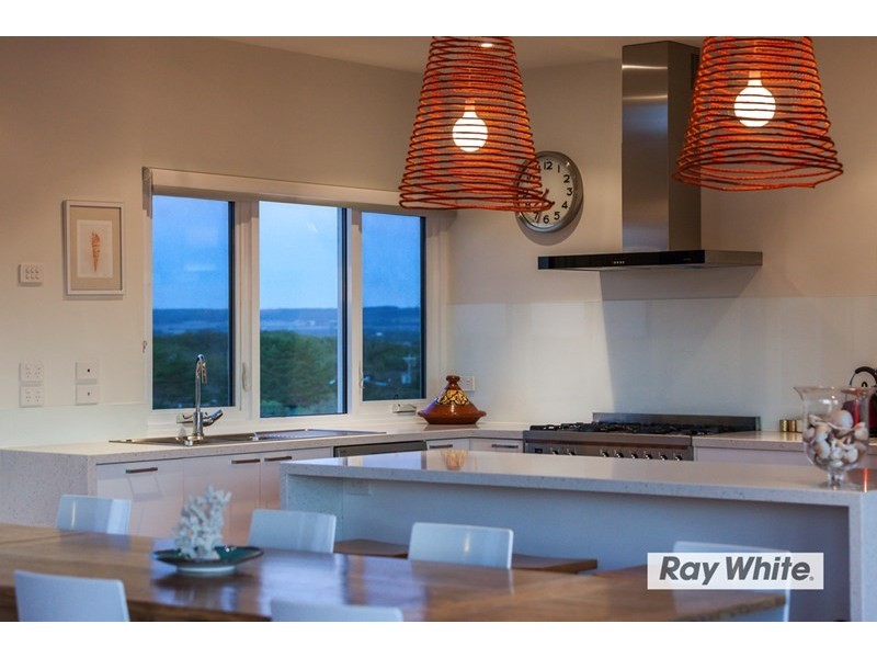 13-15 Constantine Avenue, St Andrews Beach VIC 3941