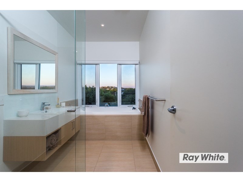 13-15 Constantine Avenue, St Andrews Beach VIC 3941