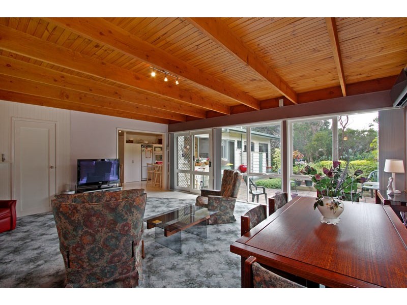 1 Raymond Road, Rye VIC 3941