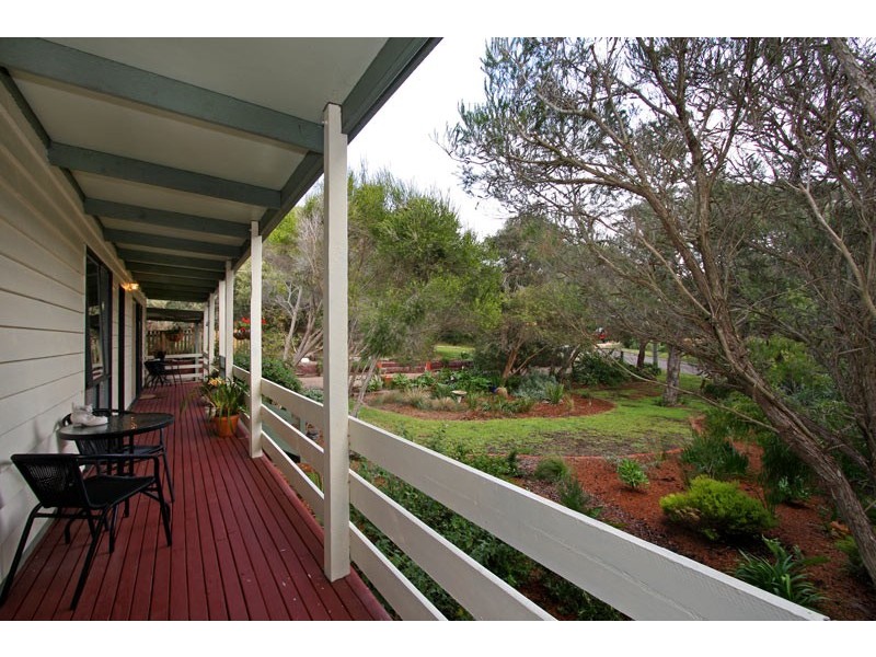 1 Raymond Road, Rye VIC 3941