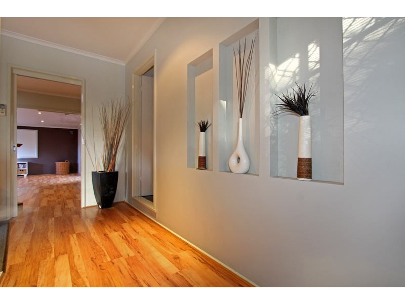 51 Wingara Drive, Rosebud West VIC 3940