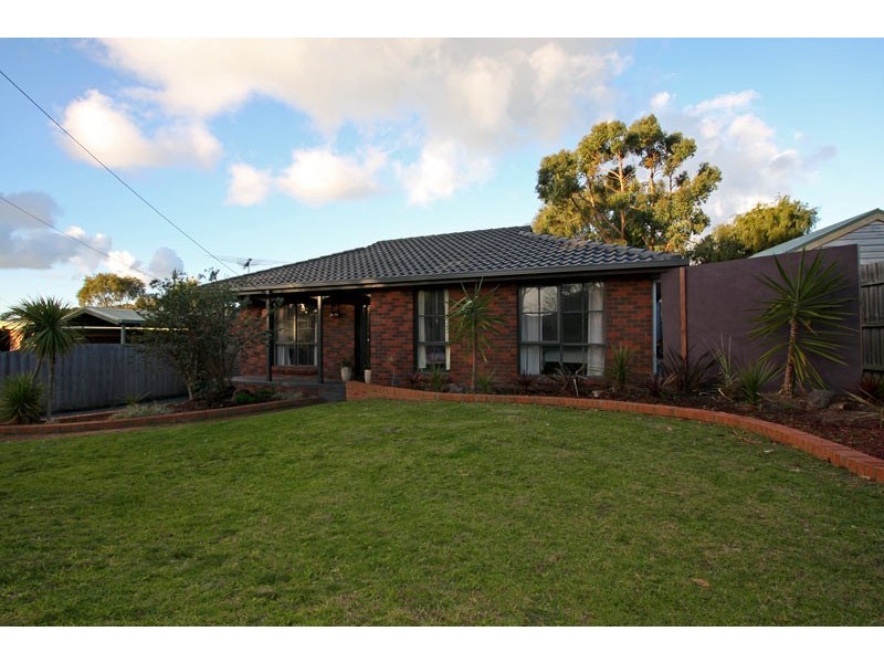 51 Wingara Drive, Rosebud West VIC 3940