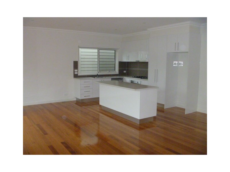 2/6 Banks Street, Mccrae VIC 3938