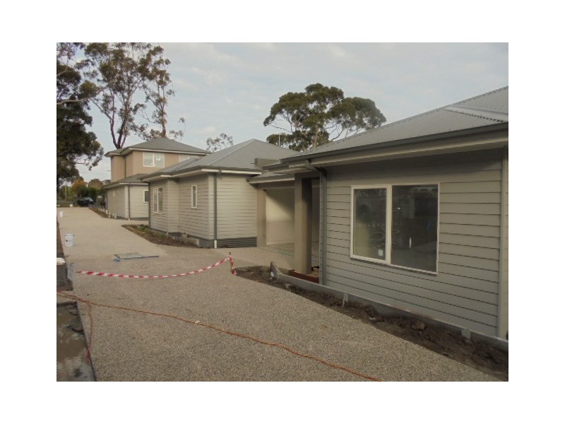 2/6 Banks Street, Mccrae VIC 3938